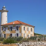 Appartamento Comfortable Flat With Pool In A Excellent Location