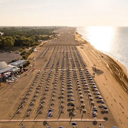 Comfortable Flat With Pool In A Excellent Location *