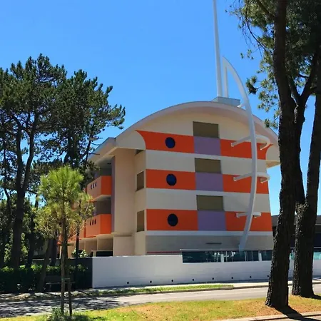 Comfortable Flat With Pool In A Excellent Location *